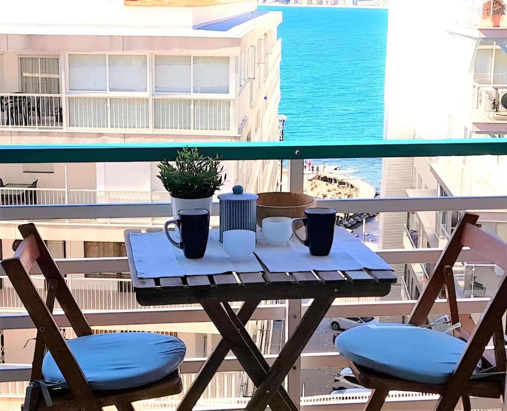 Vistas al Mar, 50 metros Playa y Centro, Cama Queen size Salou Exterior foto
